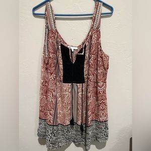 Plus size cream/red/black tank top size 2
